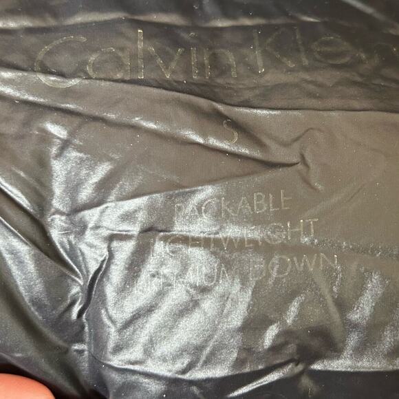Calvin Klein Packable Lightweight Down Coat Black packable gold hardware SZ SM - Picture 6 of 11